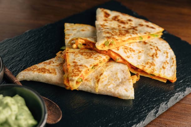 Tavuk Quesadilla